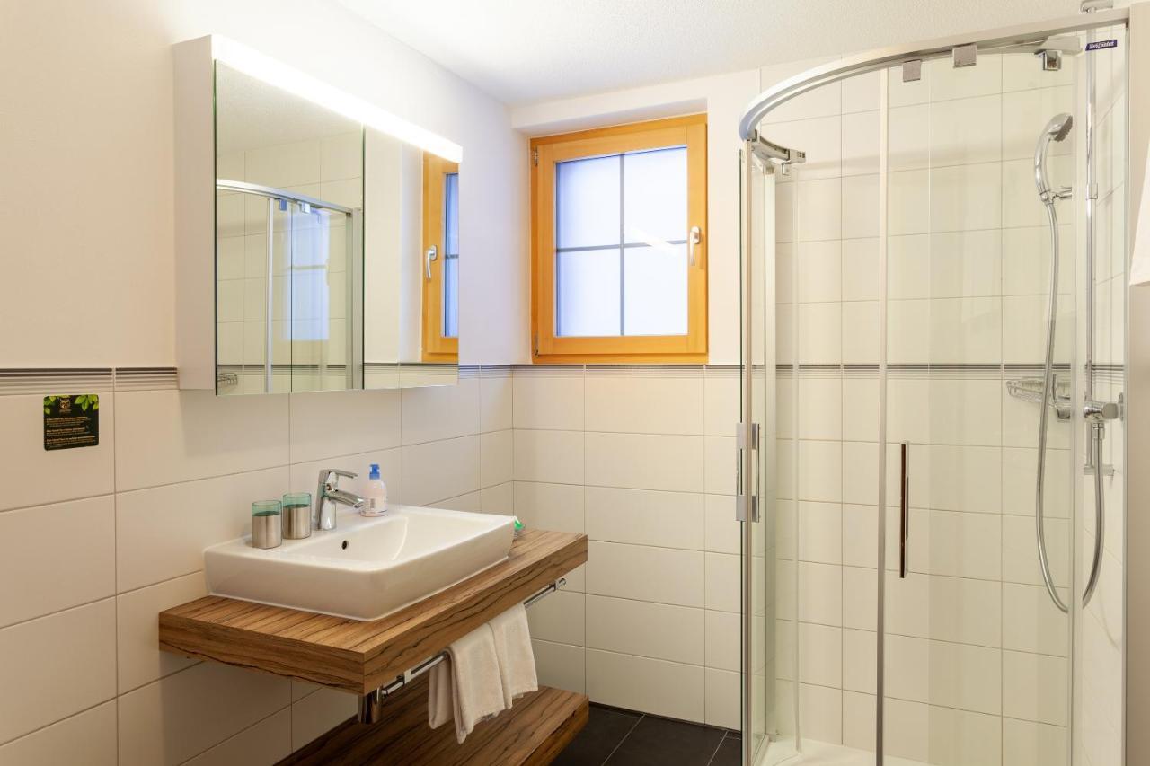 Jaegerhof Serviced Apartements Церматт Экстерьер фото